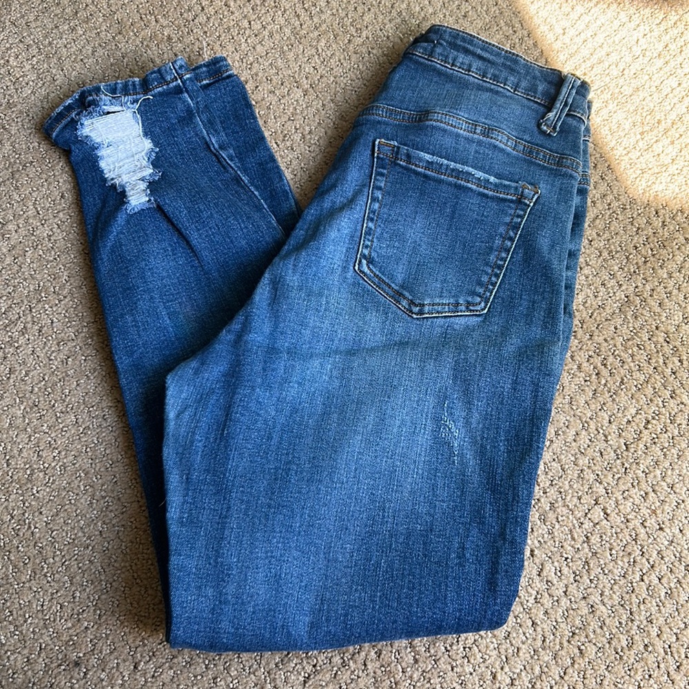 High waisted jeans
